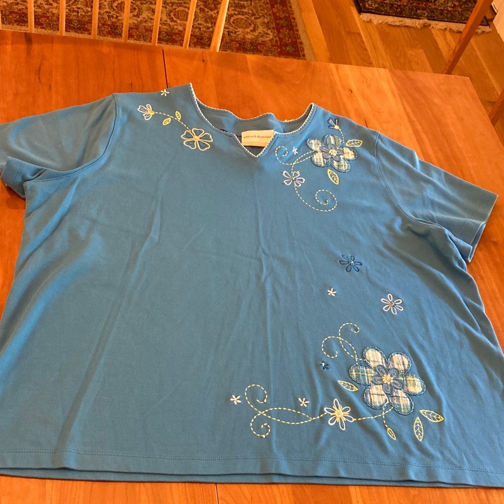 Alfred Dunner Blue Floral top